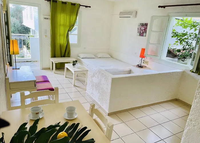 Optasia Hotel Hersonissos (Crete)